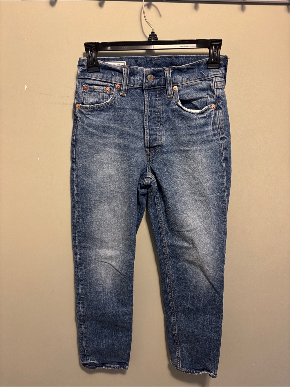 GAP Women's Straight Leg Medium Blue Jeans